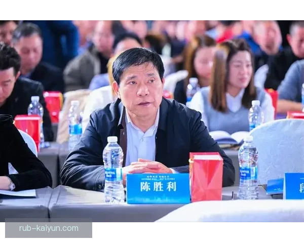 德保罗薪资合同涨幅引发市场关注,未来前景备受期待 德保罗薪资合同涨幅引发市场关注,未来前景备受期待