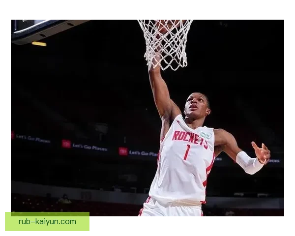 托比亚斯近期表现稳健，进攻型边卫状态回暖引发关注