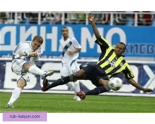 法马战术调整后攻防表现稳健球队攻防表现趋于平衡