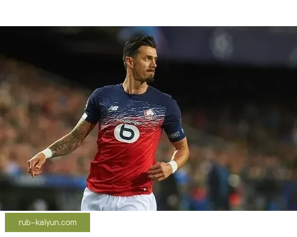 恩里克边后卫角色本赛季表现稳健，攻防两端持续提升